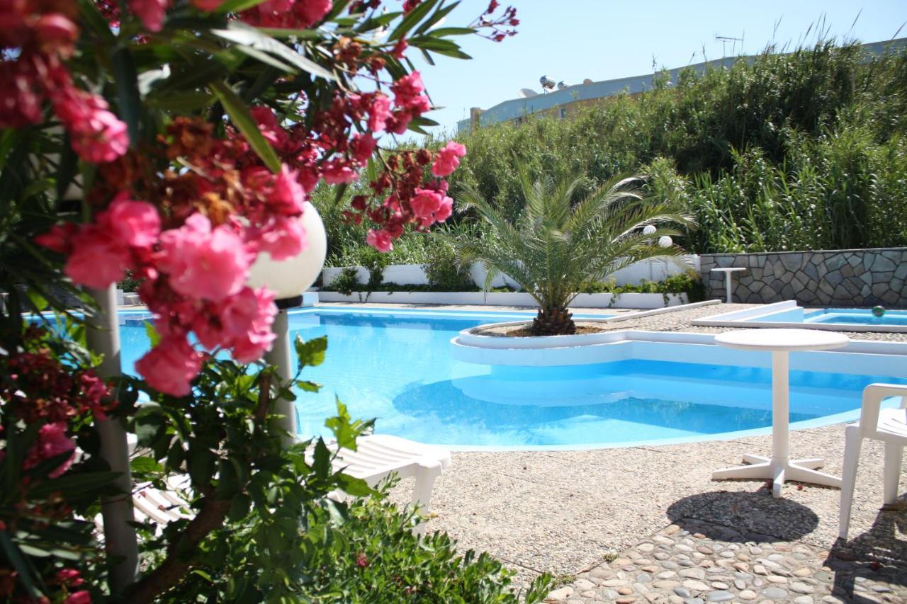 Albatross Hotel Maleme Dış mekan fotoğraf