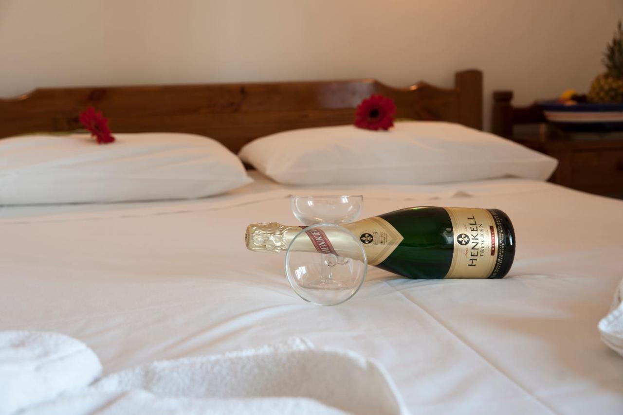 Albatross Hotel Maleme Dış mekan fotoğraf